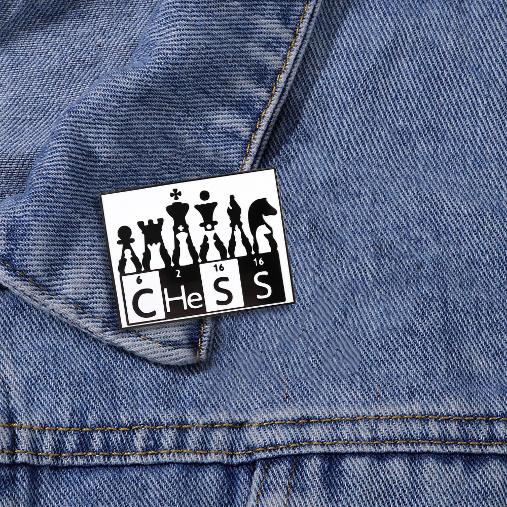 C-He-S-S Logo Funny Chess Set  – Board Game Logo recenzja i cena