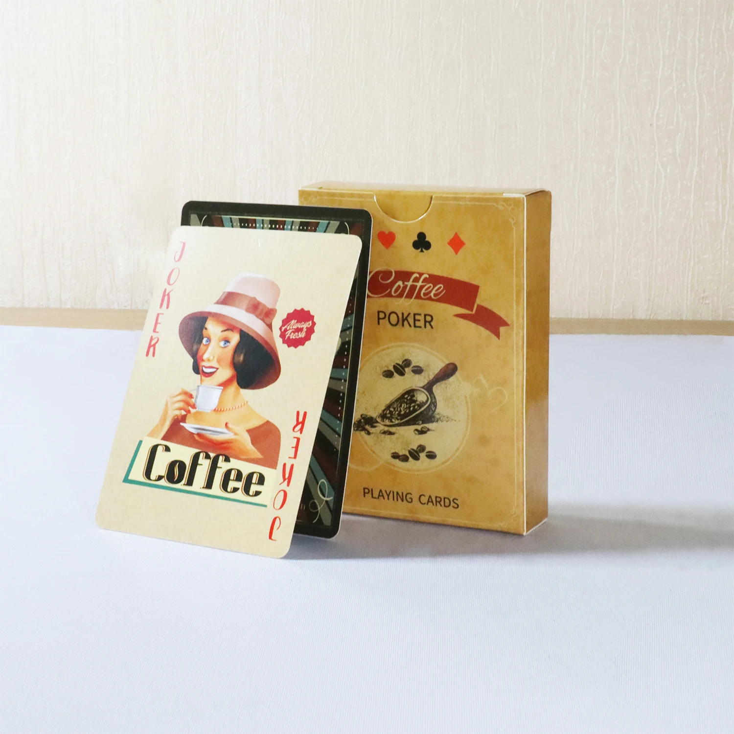 Coffee Paper Playing Cards Vin – Board Game Vintage recenzja i cena
